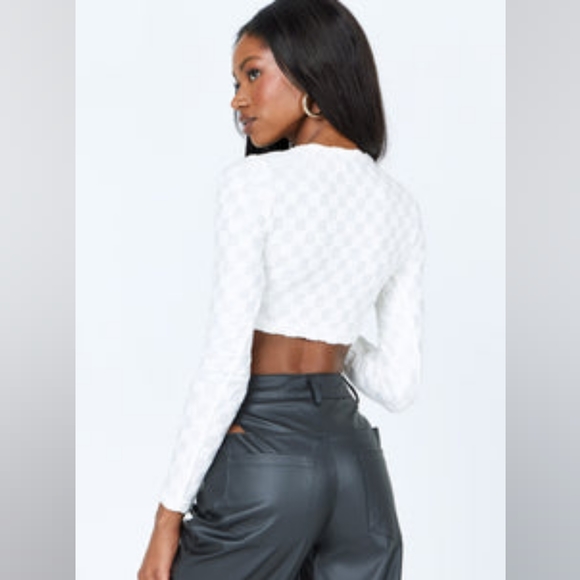 Princess Polly Jeremiah Long Sleeve White Checkered Top 😍 - Picture 10 of 11